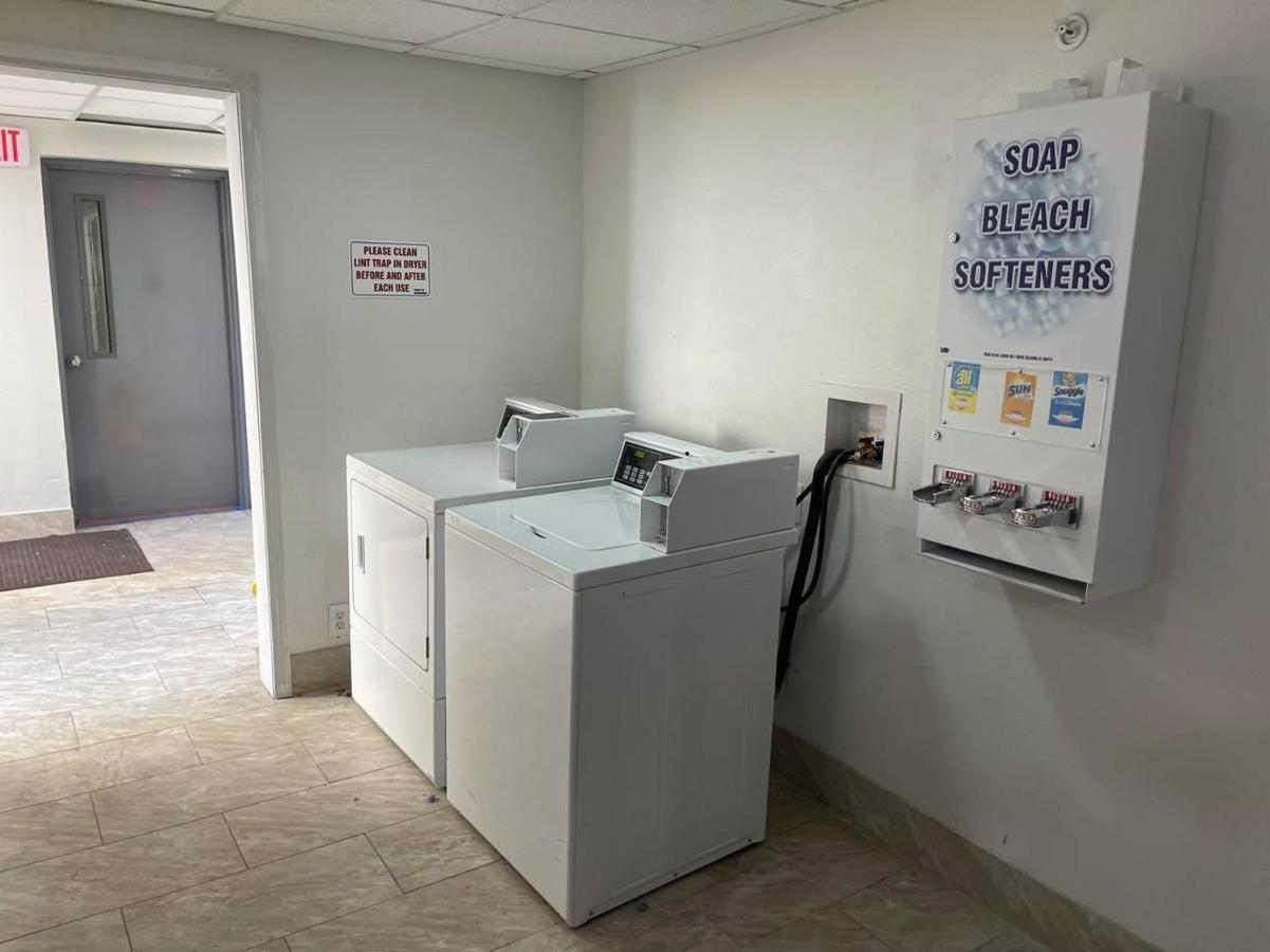 Studio 6 Peoria Il Екстериор снимка