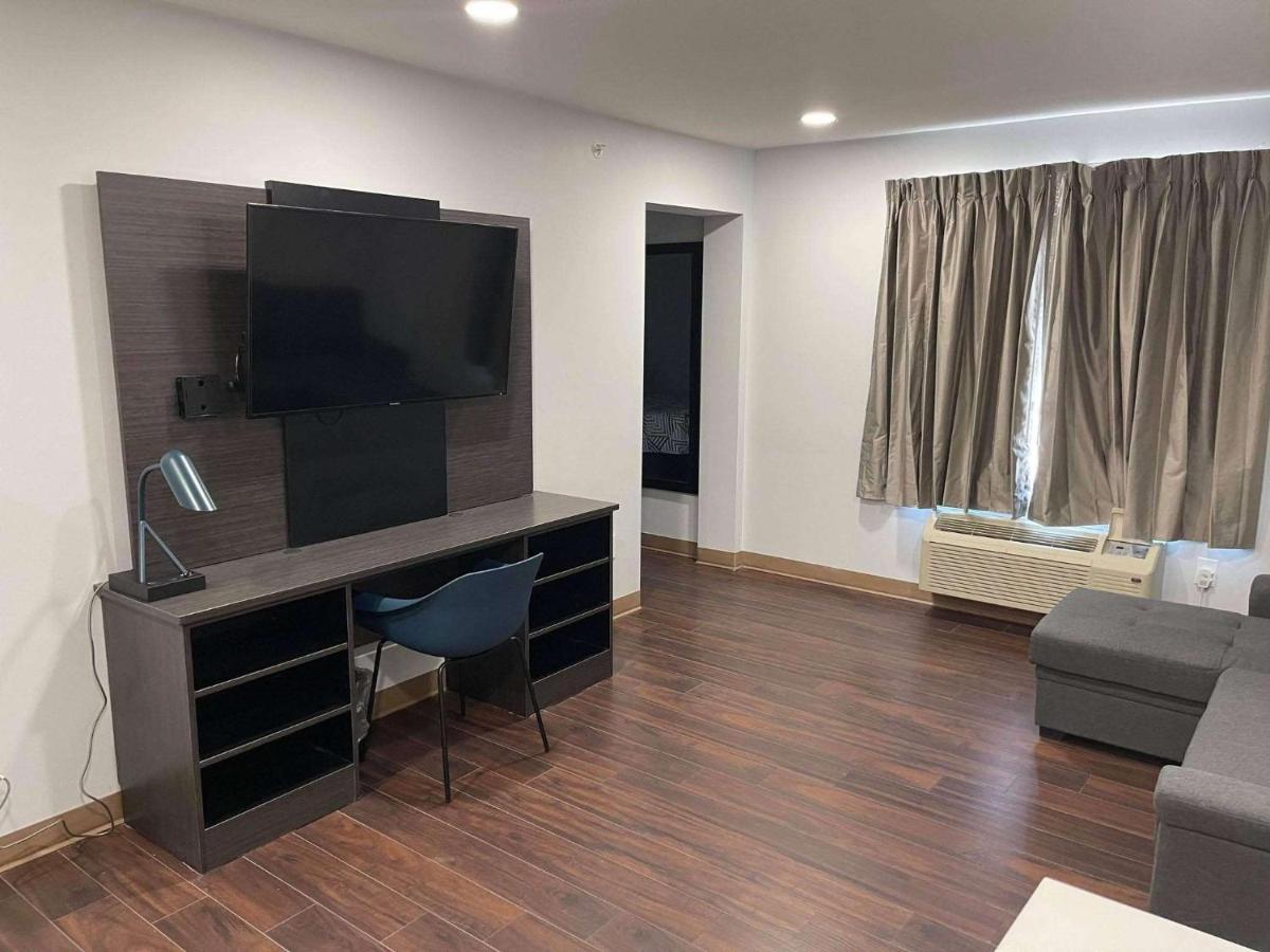 Studio 6 Peoria Il Екстериор снимка